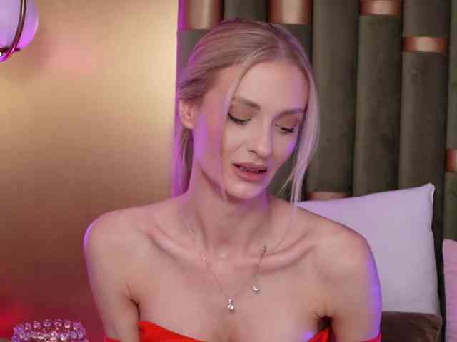 AmeliaAngell AmeliaAngell