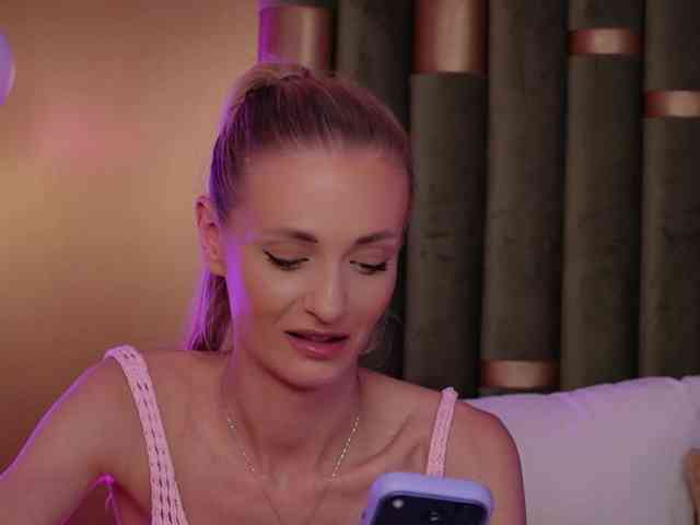 AmeliaAngell webcam