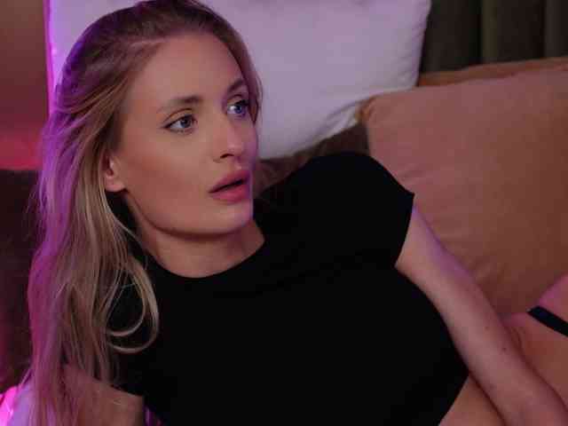 AmeliaAngell webcam