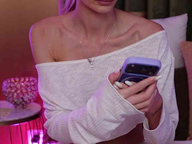 AmeliaAngell webcam