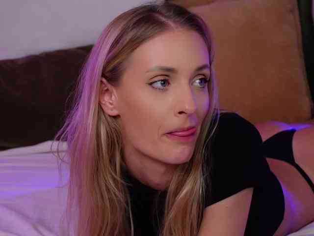 AmeliaAngell webcam