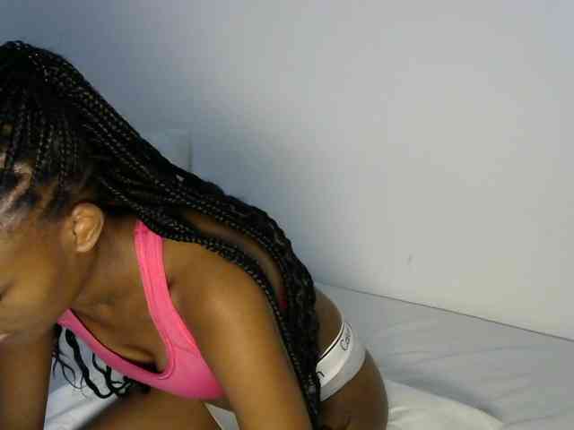 prettyquin254 webcam