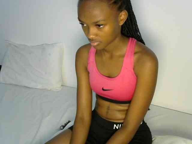prettyquin254 webcam