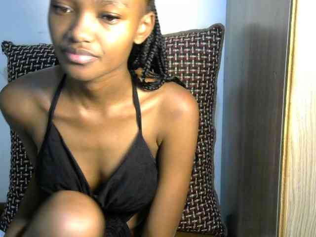 prettyquin254 webcam