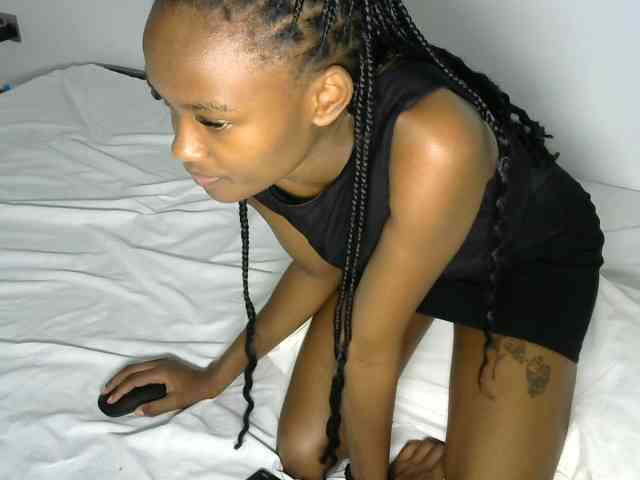 prettyquin254 webcam