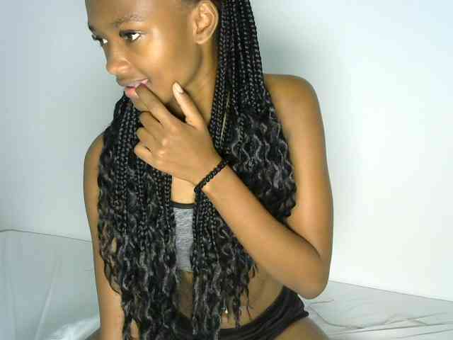 prettyquin254 webcam
