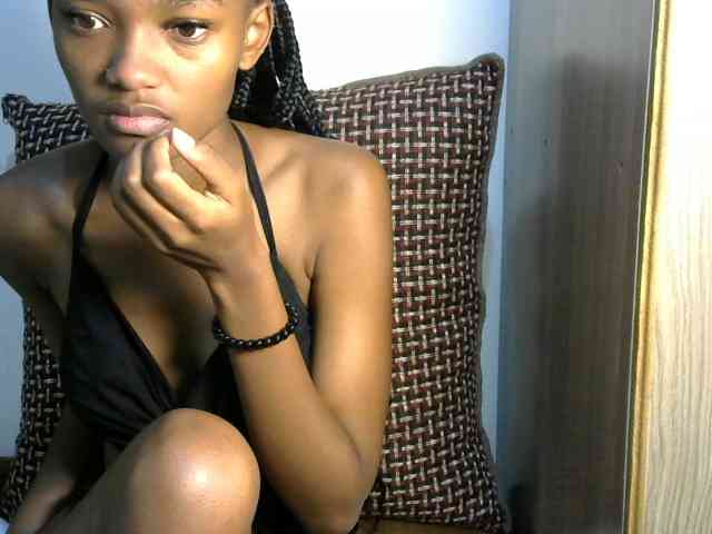 prettyquin254 webcam