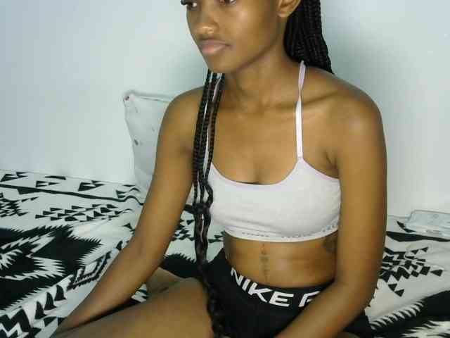 prettyquin254 Live Webcam on BongaCams