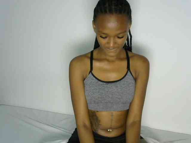 prettyquin254 webcam