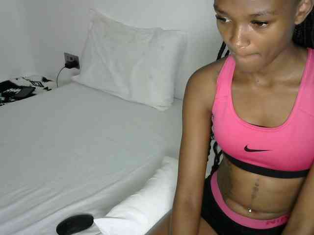 prettyquin254 webcam