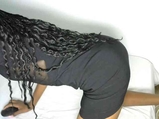 prettyquin254 webcam