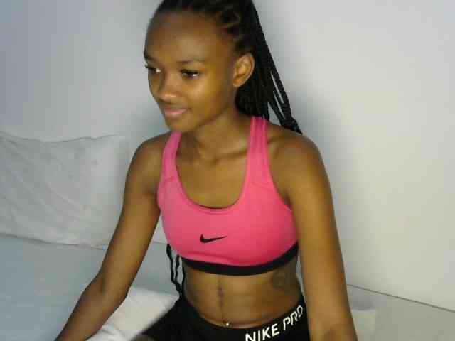 prettyquin254 webcam