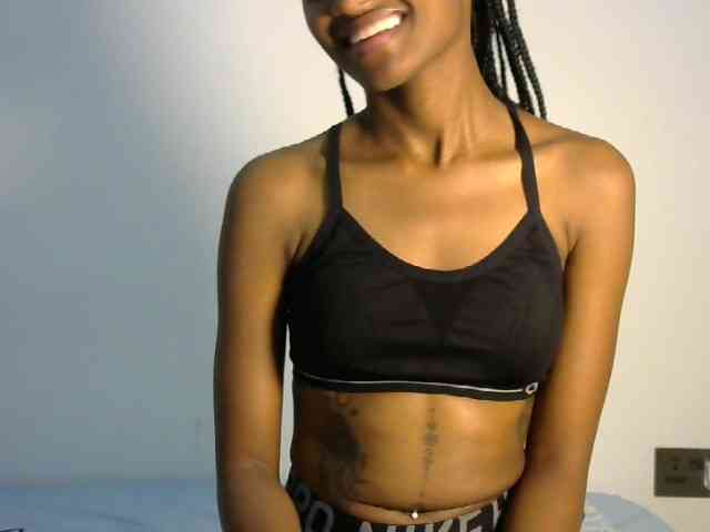 prettyquin254 webcam