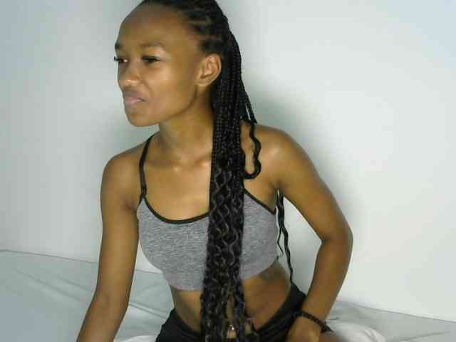 prettyquin254 webcam