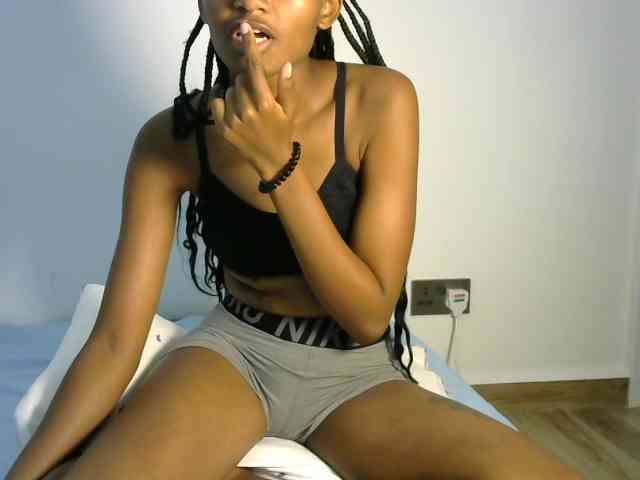 prettyquin254 webcam