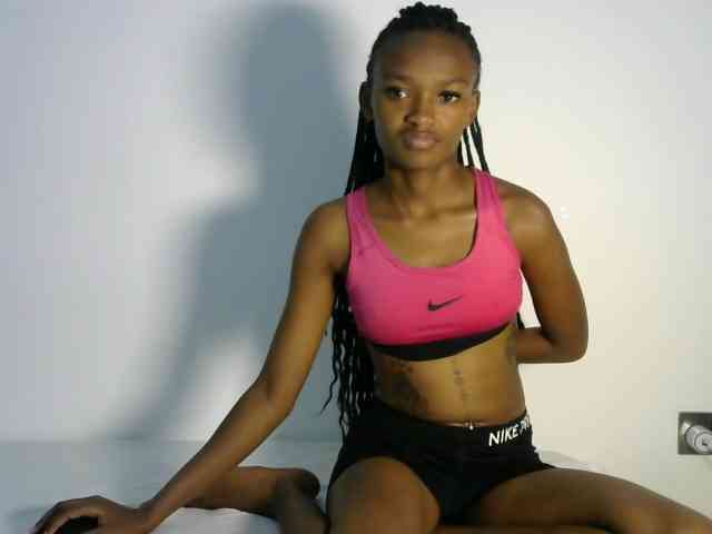 prettyquin254 webcam