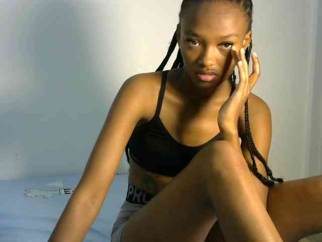 prettyquin254 webcam