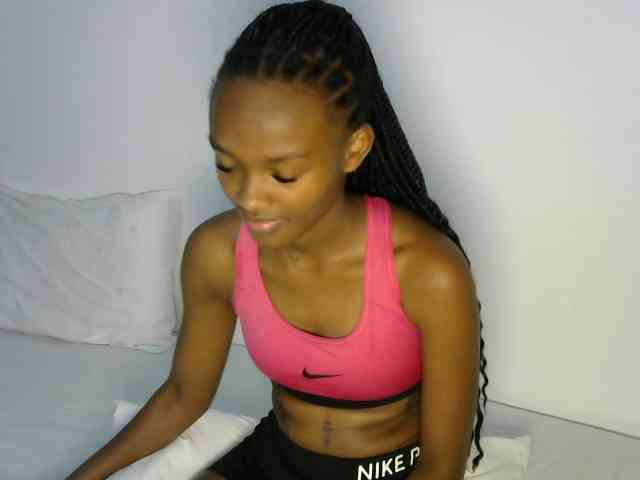 prettyquin254 webcam