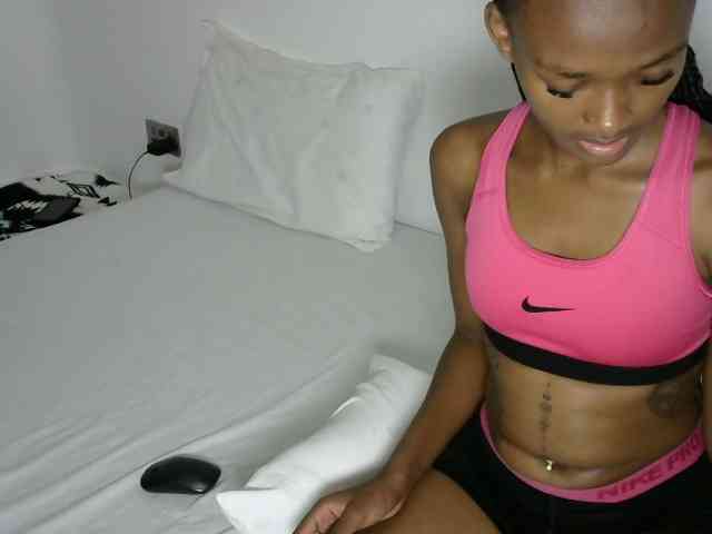 prettyquin254 webcam