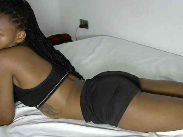 prettyquin254 webcam