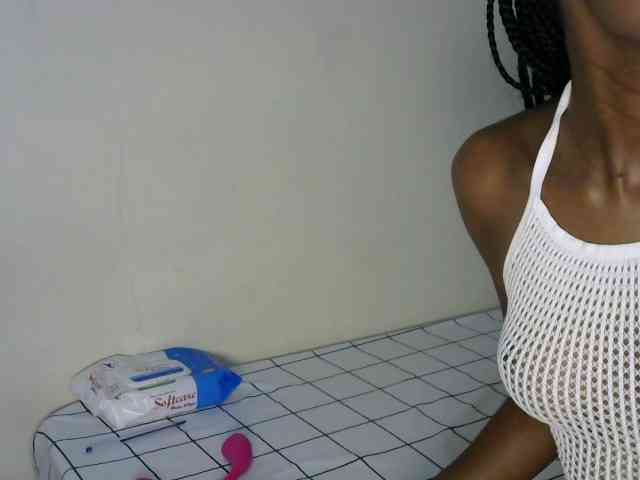 prettyquin254 webcam