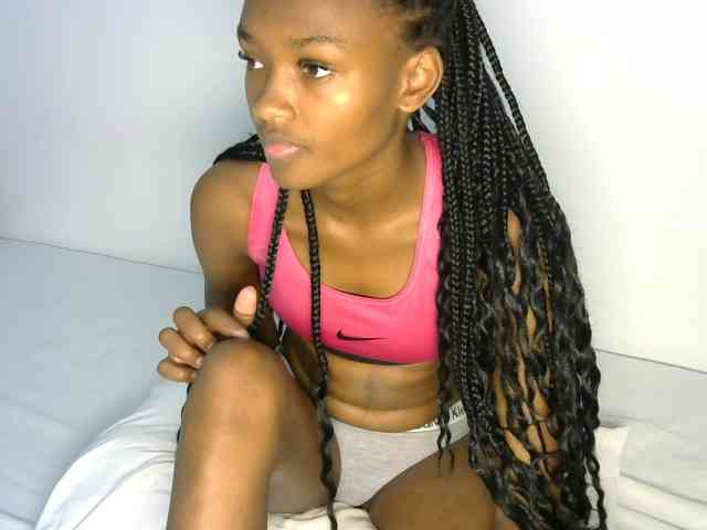 prettyquin254 webcam