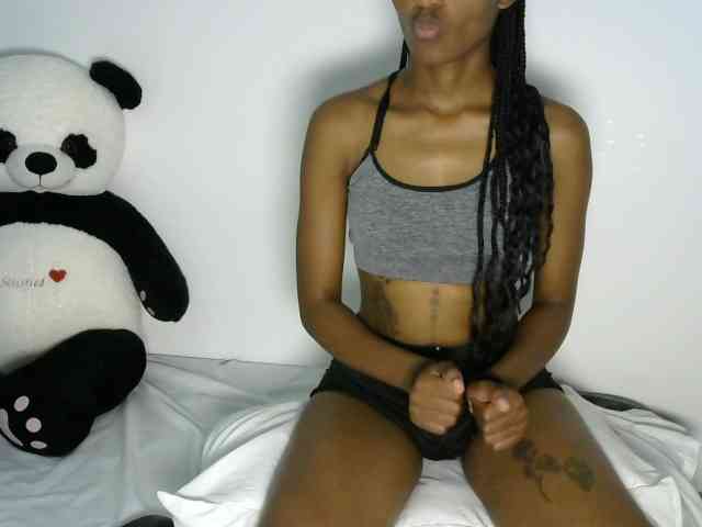 prettyquin254 webcam