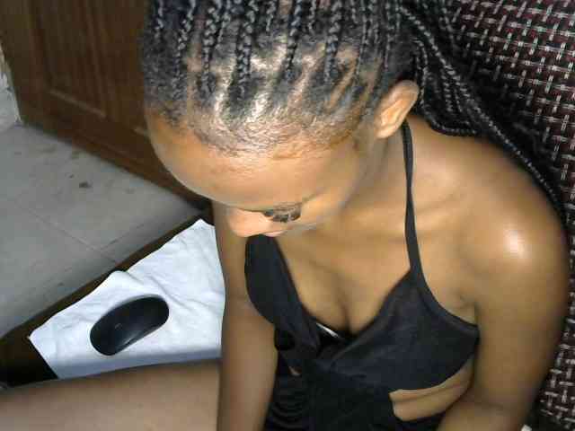 prettyquin254 webcam
