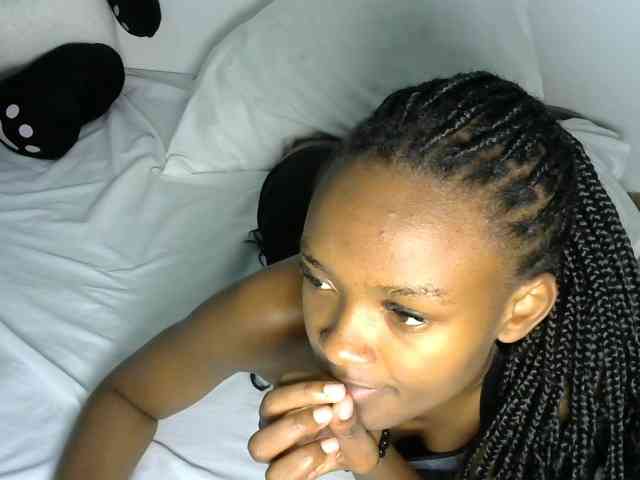 prettyquin254 webcam