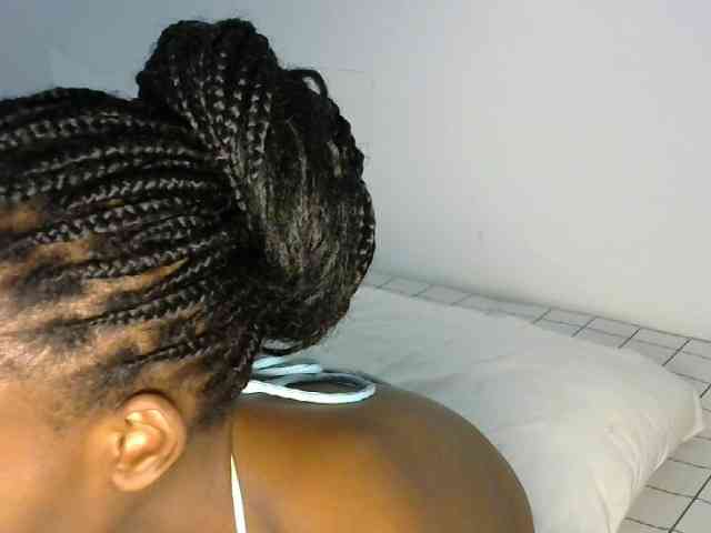 prettyquin254 webcam