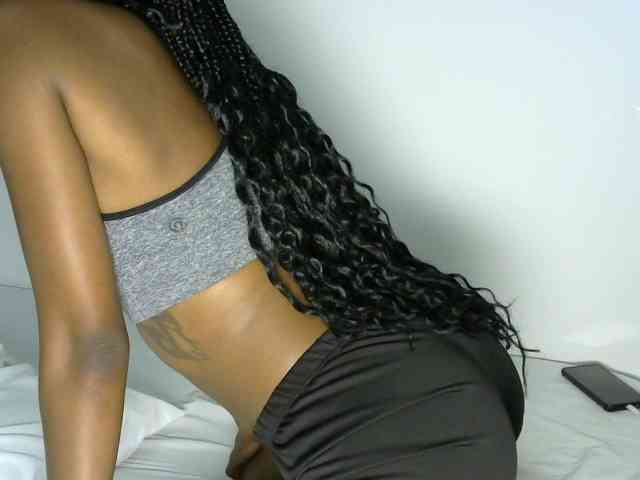 prettyquin254 webcam