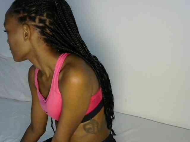 prettyquin254 webcam
