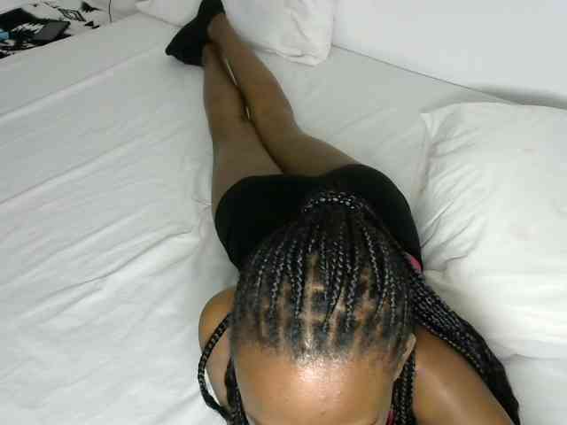 prettyquin254 webcam