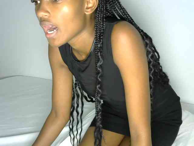 prettyquin254 webcam