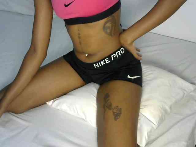 prettyquin254 webcam