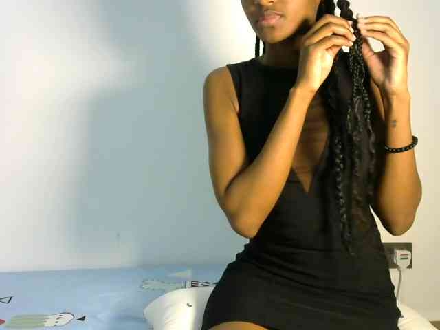 prettyquin254 webcam