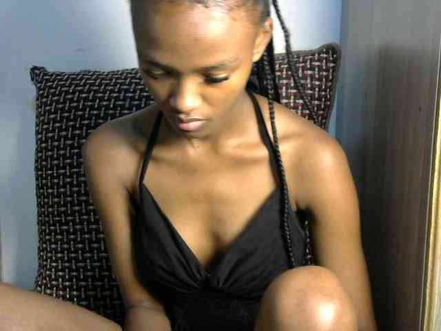 prettyquin254 webcam