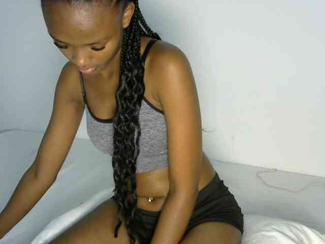 prettyquin254 webcam