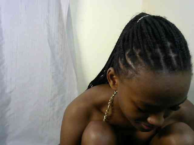 prettyquin254 webcam