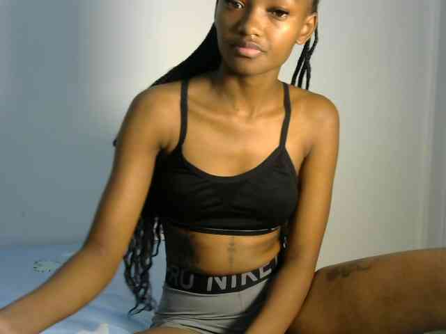 prettyquin254 webcam