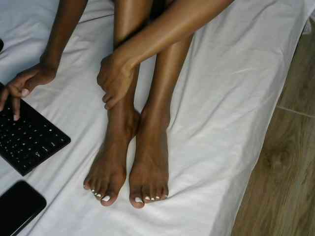 prettyquin254 webcam