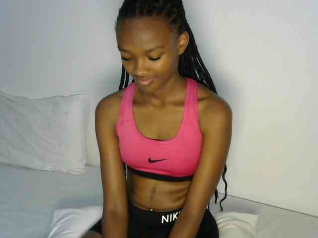 prettyquin254 webcam