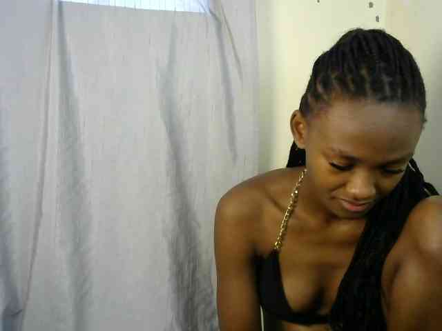 prettyquin254 webcam