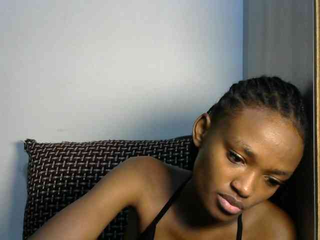 prettyquin254 webcam
