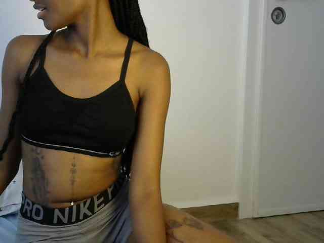 prettyquin254 webcam