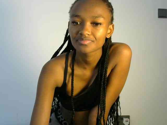 prettyquin254 webcam