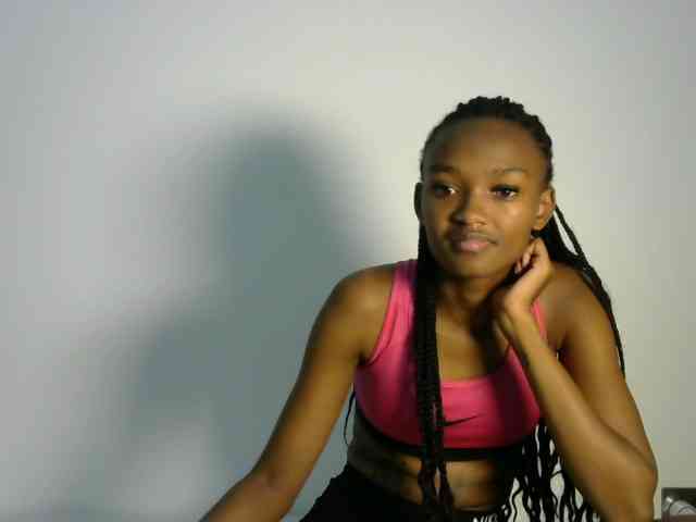 prettyquin254 webcam