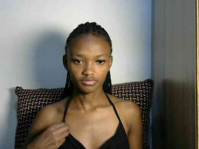 prettyquin254 webcam