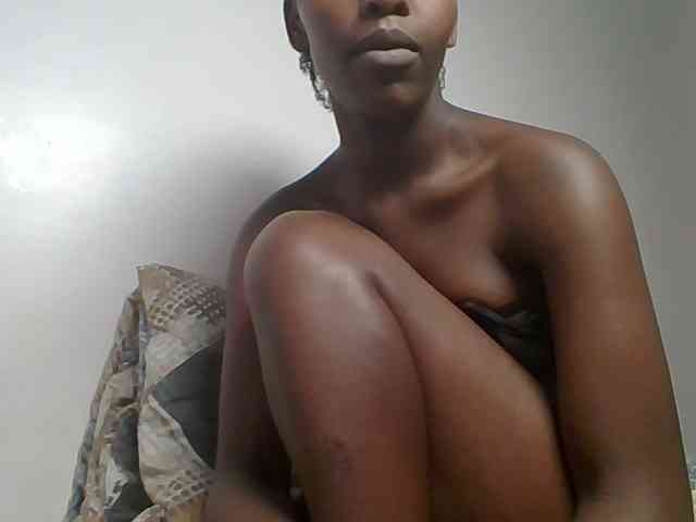 Darkberrie Live Webcam on BongaCams