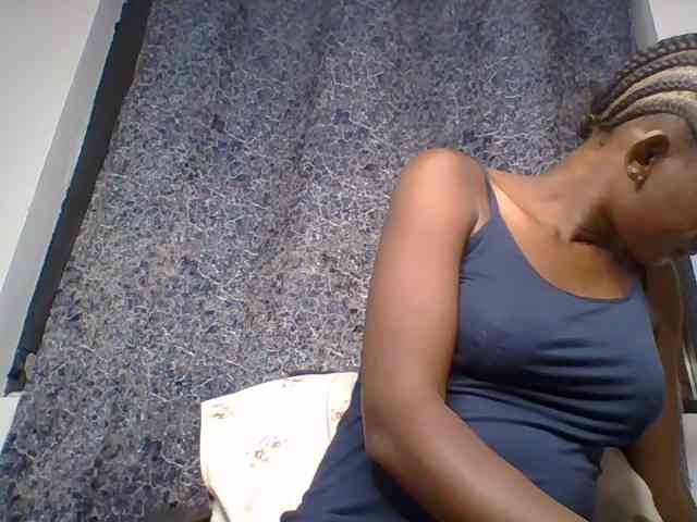 Queenyann webcam